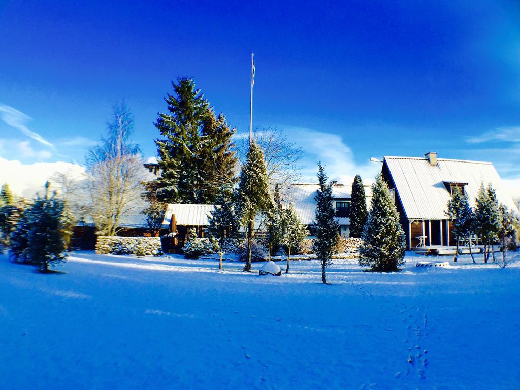 Kuivastujaani Hotel Exterior foto